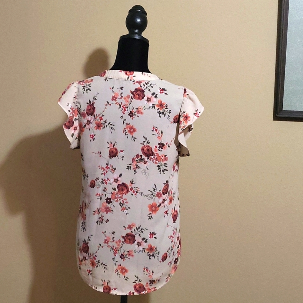 Blouse - Picture 2 of 3